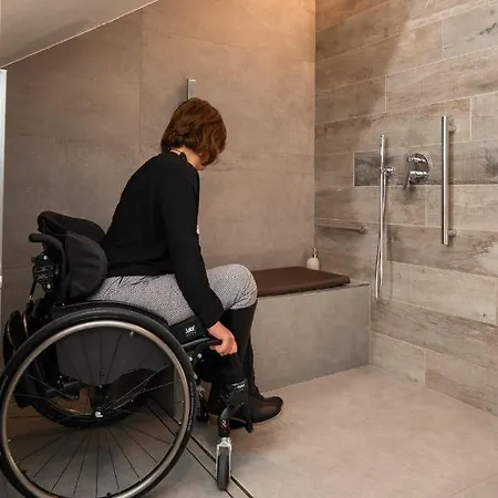Aparthotel Mama 2*